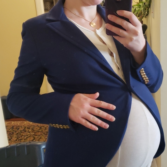 Maternity Blazer - Picture 2 of 8